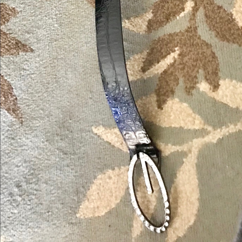 Guess belt